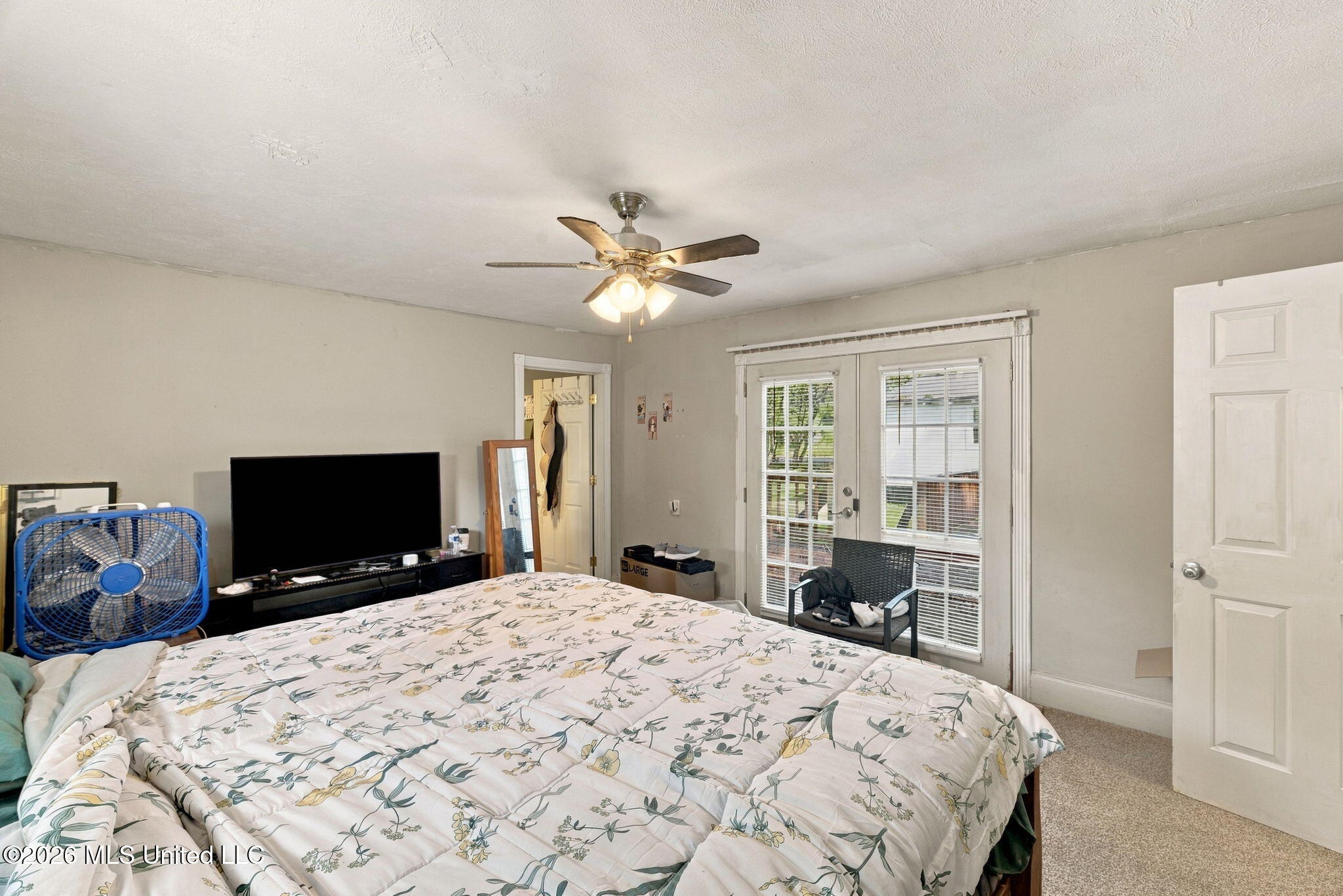 106 3rd Avenue Property Photo 17