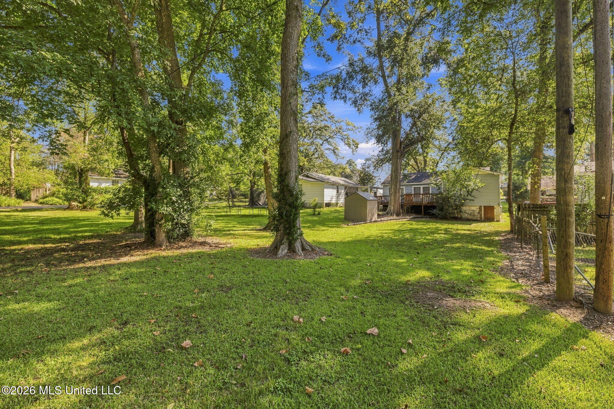 106 3rd Avenue Property Photo 18
