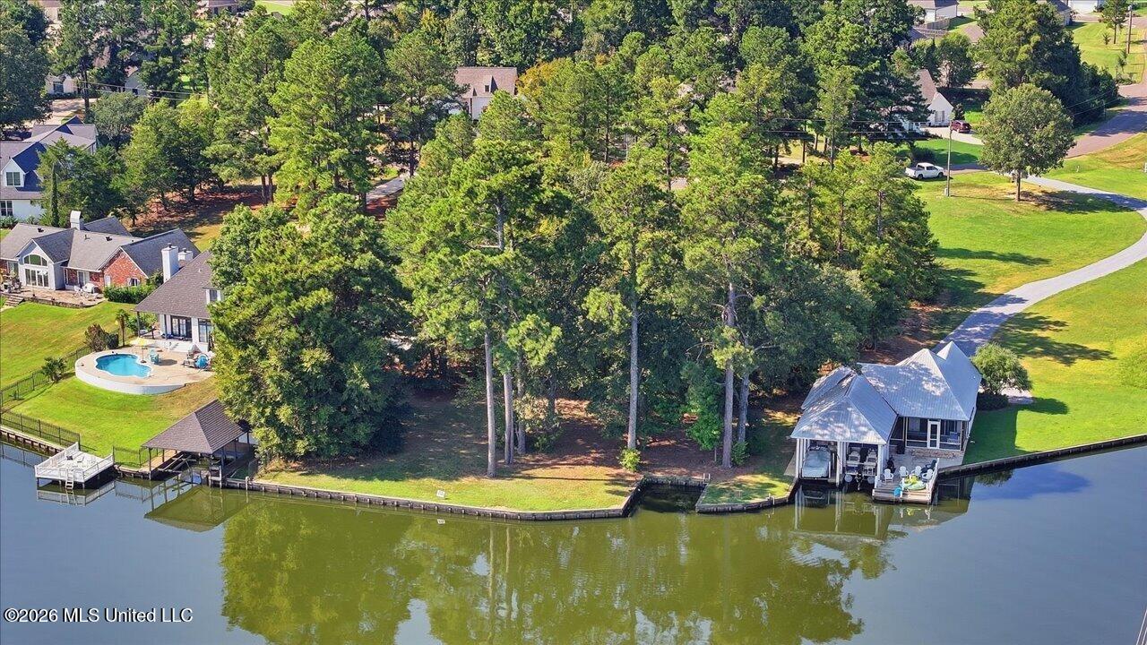 164 Lake Ridge Drive Property Photo 3