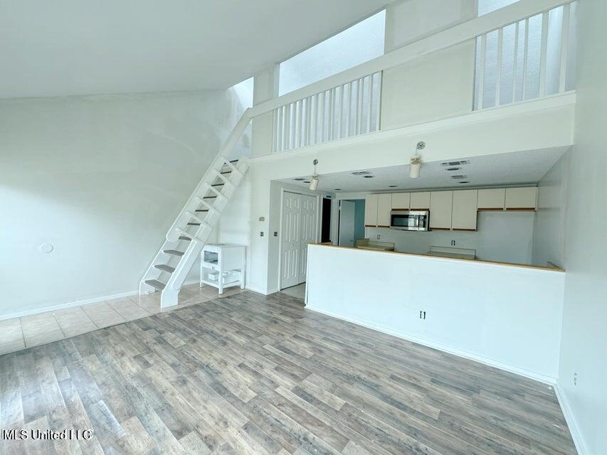828 Oakleigh Avenue Property Photo 3