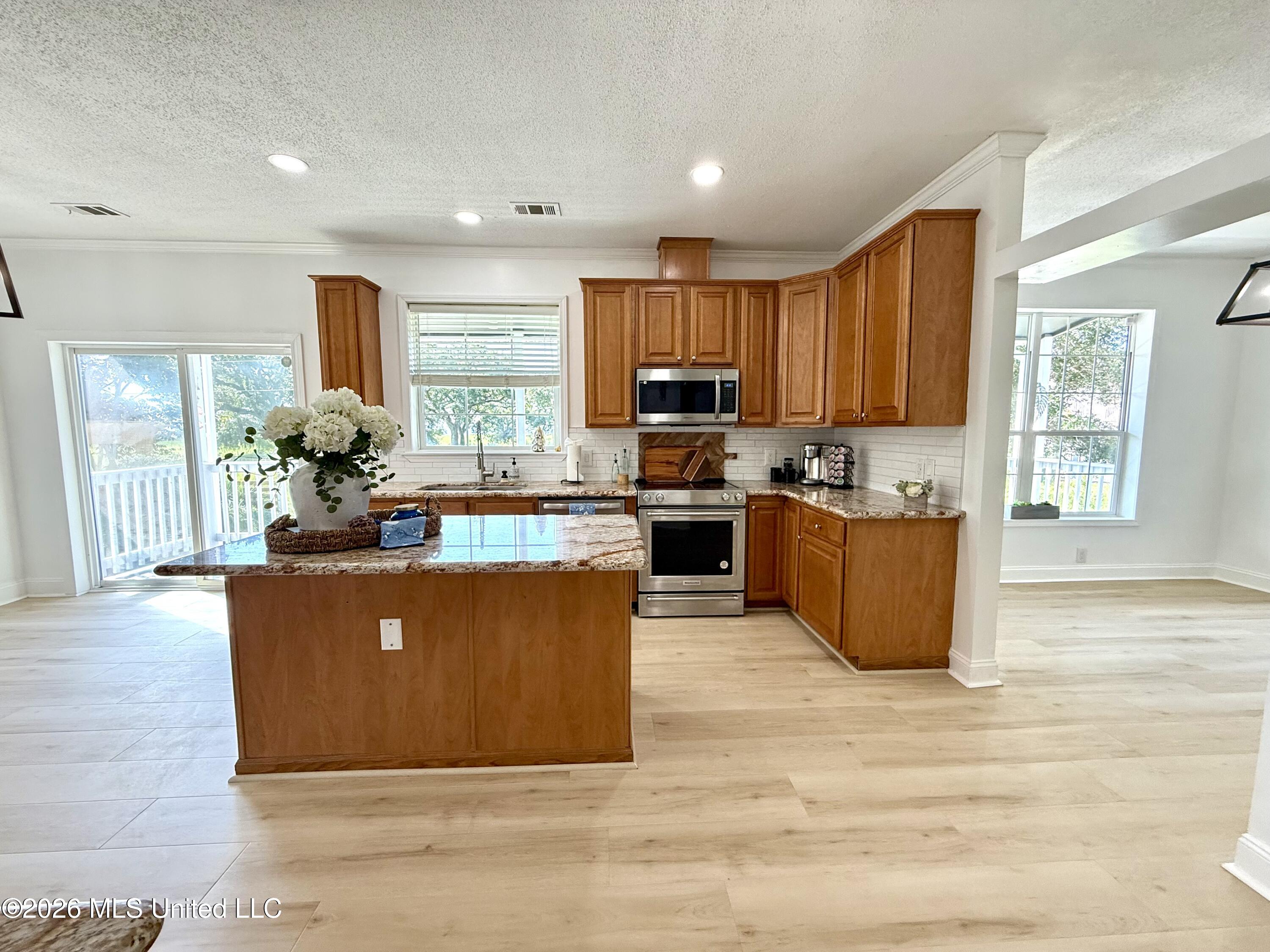 1514 Ellis Street Property Photo 15