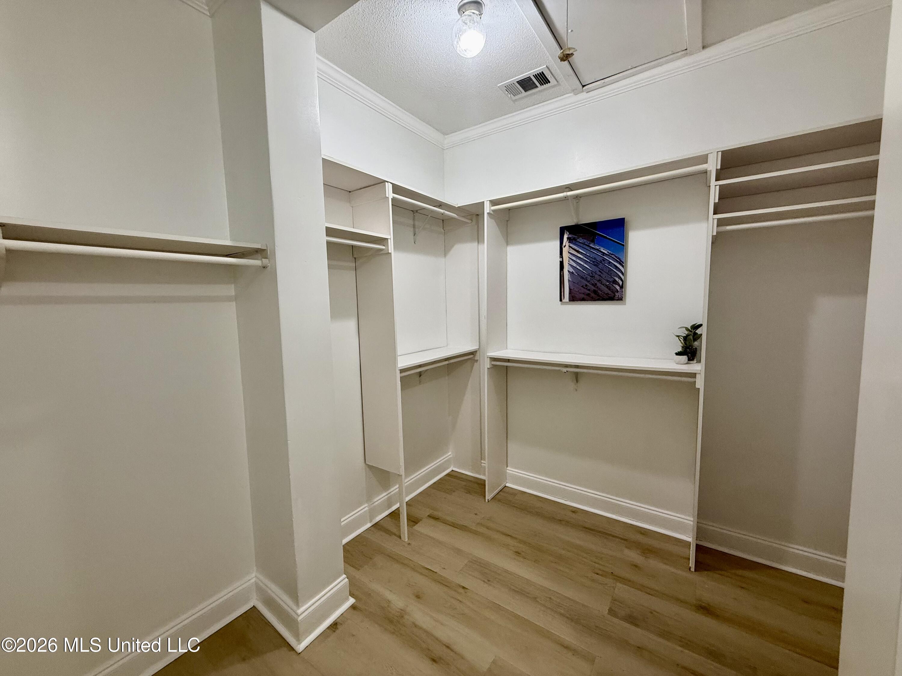 1514 Ellis Street Property Photo 25