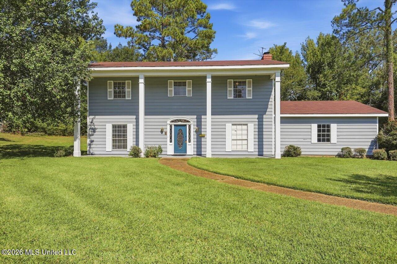1086 Devonshire Drive Property Photo 1