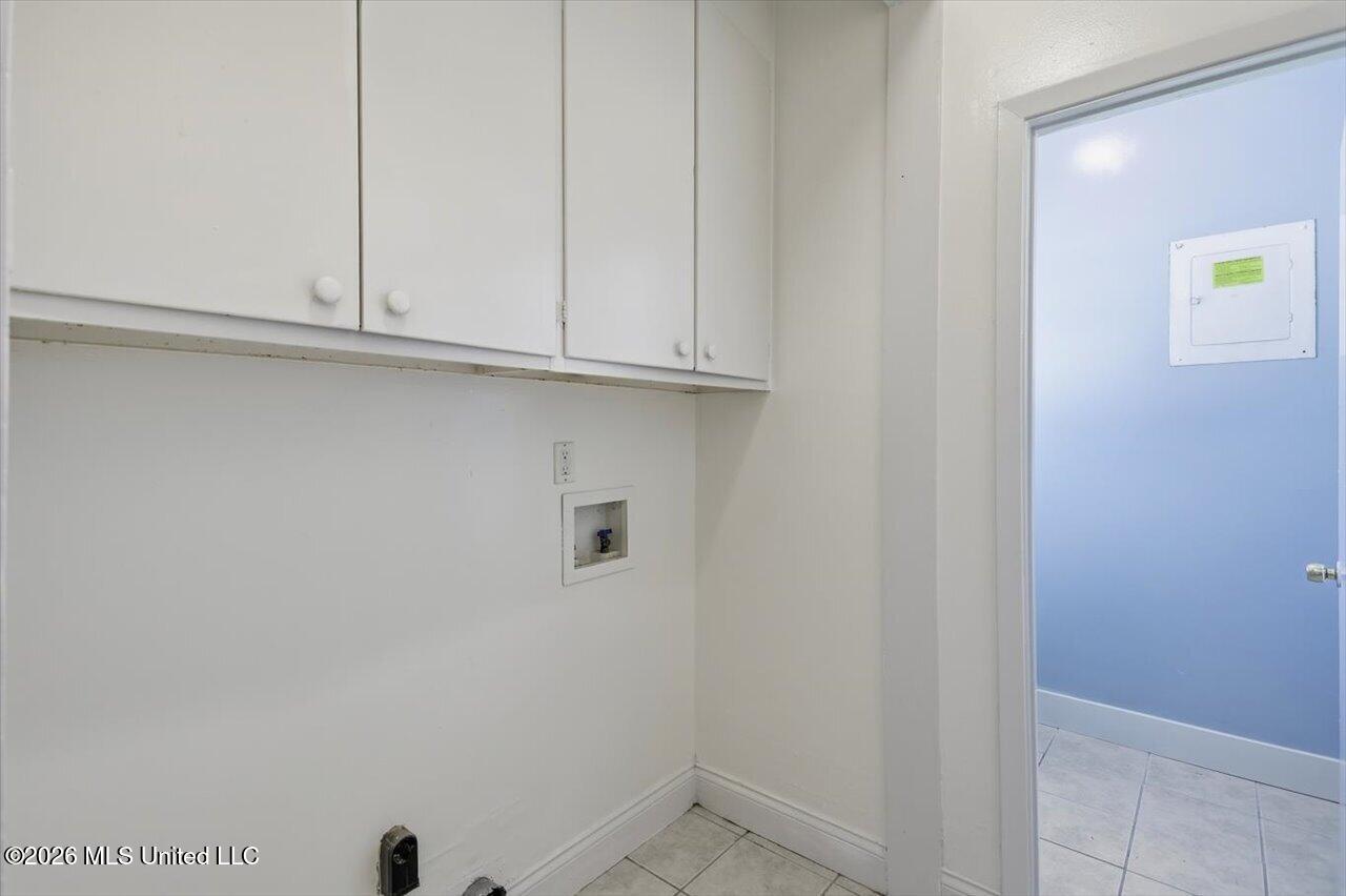 1086 Devonshire Drive Property Photo 20
