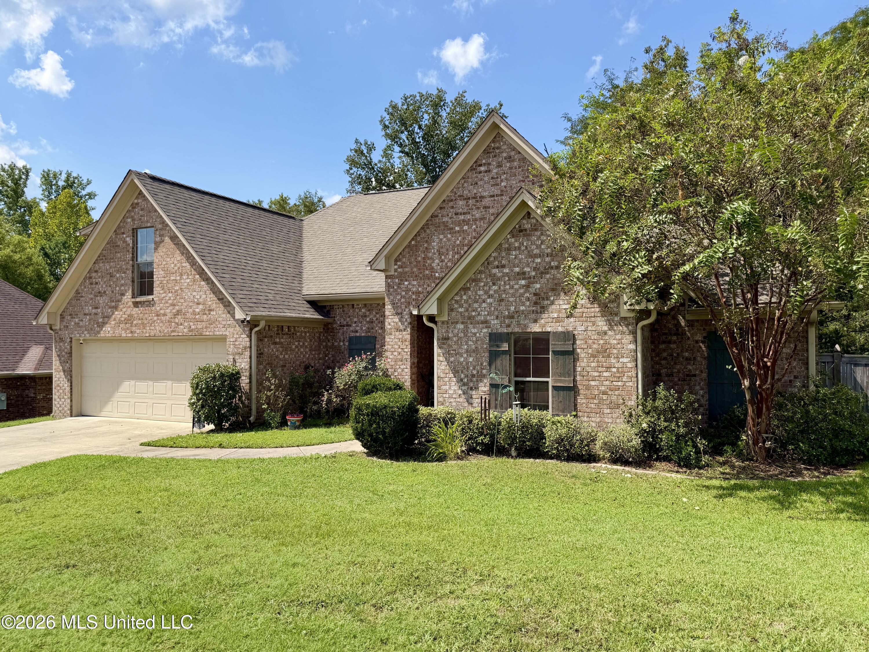 126 Marion Drive Property Photo 3