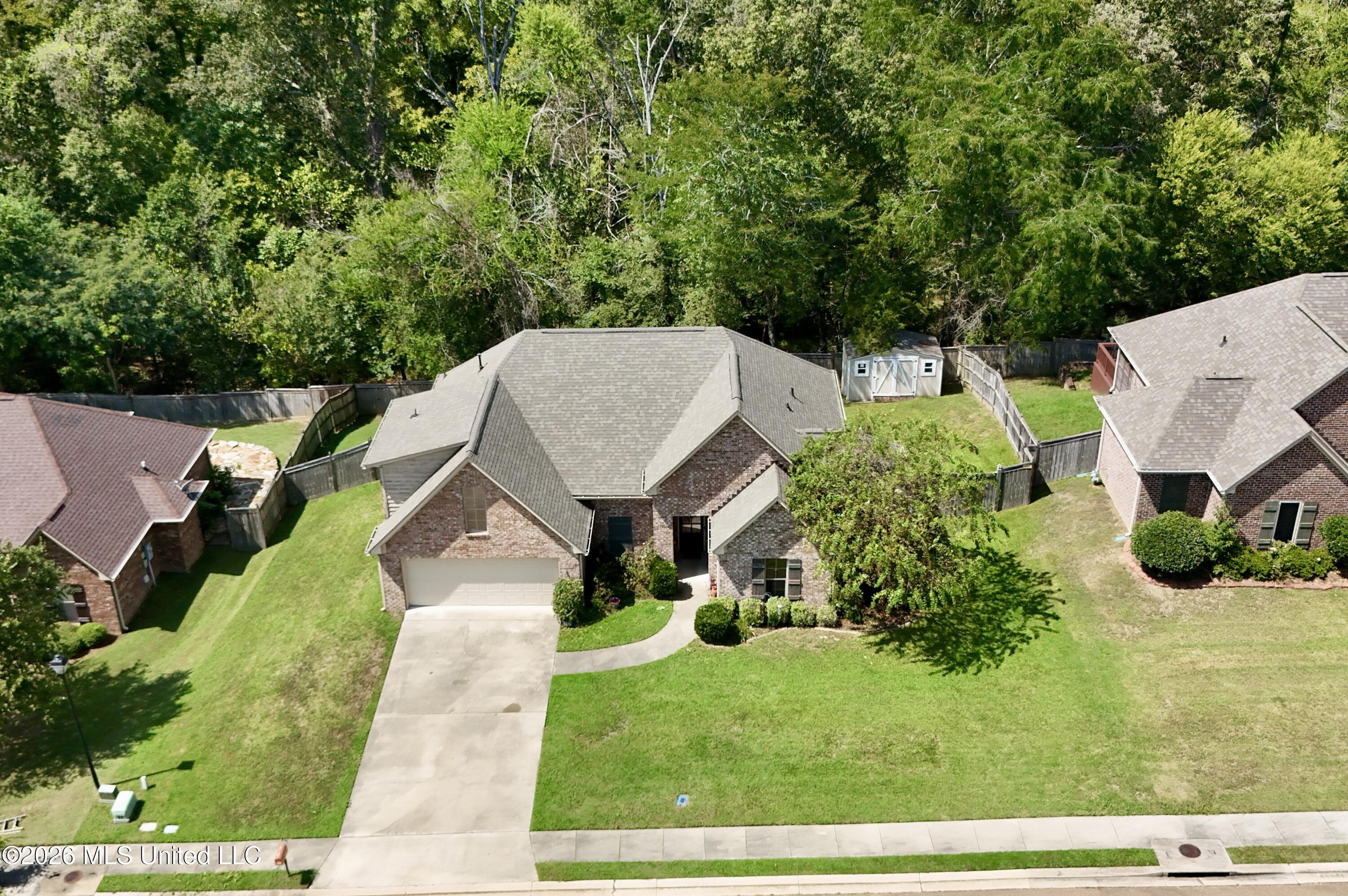 126 Marion Drive Property Photo 6