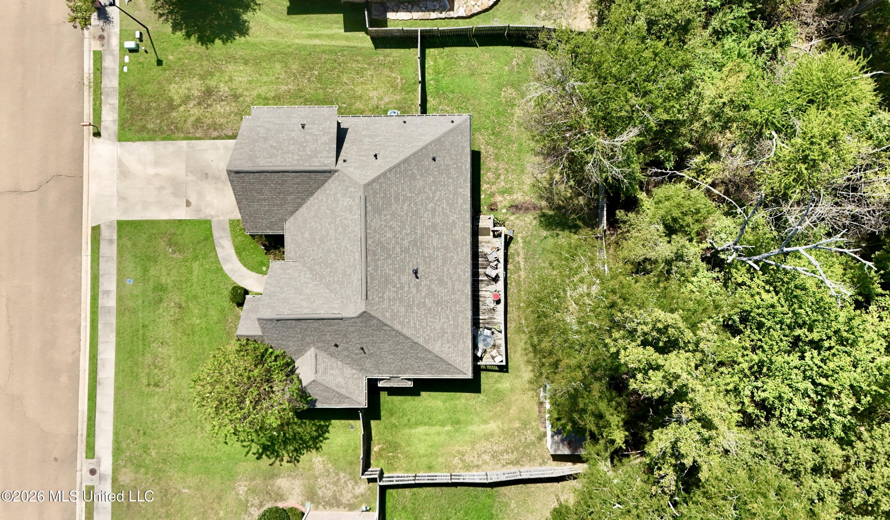 126 Marion Drive Property Photo 11