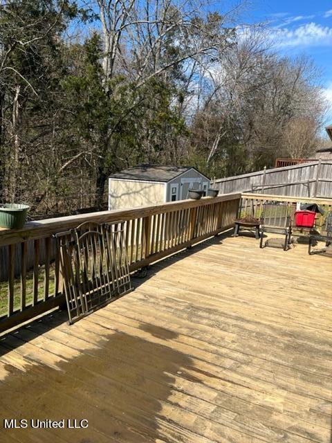 126 Marion Drive Property Photo 37