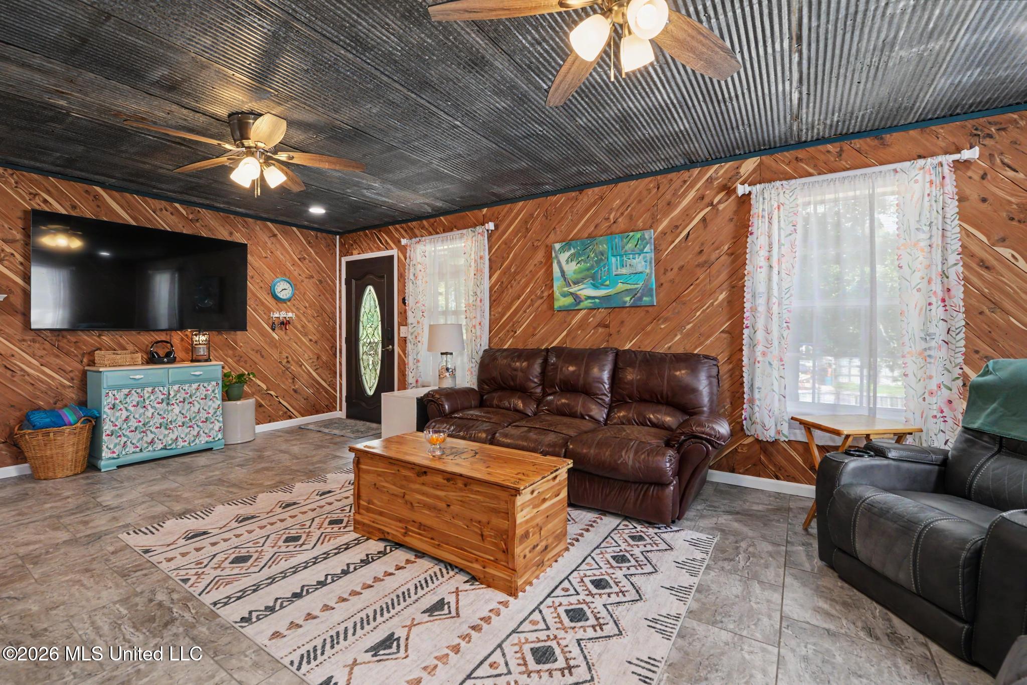 1601 Fawn Street Property Photo 5