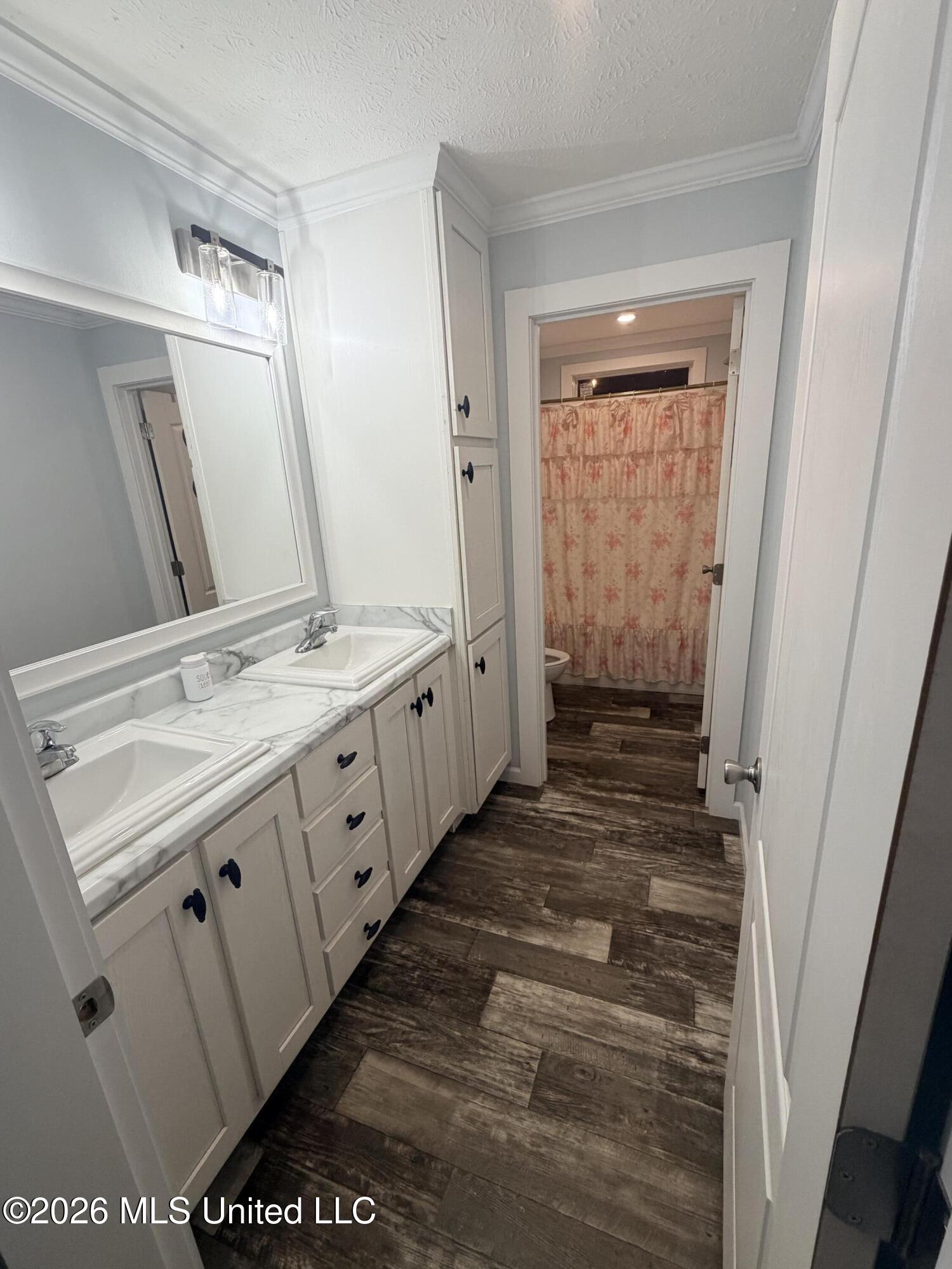 1099 Shell Oil Lane Property Photo 16