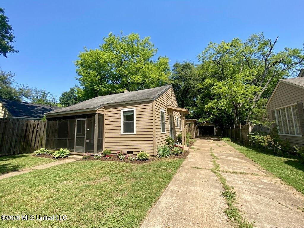 302 W Adams Avenue Property Photo 1