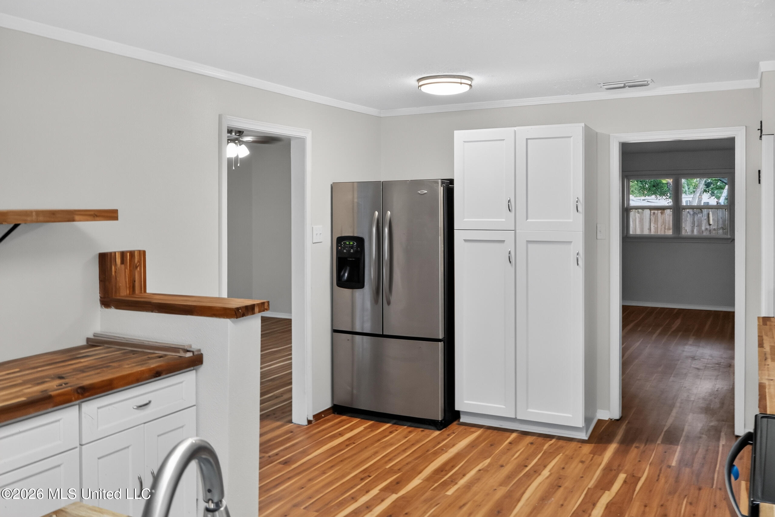 2807 Pinewood Avenue Property Photo 8