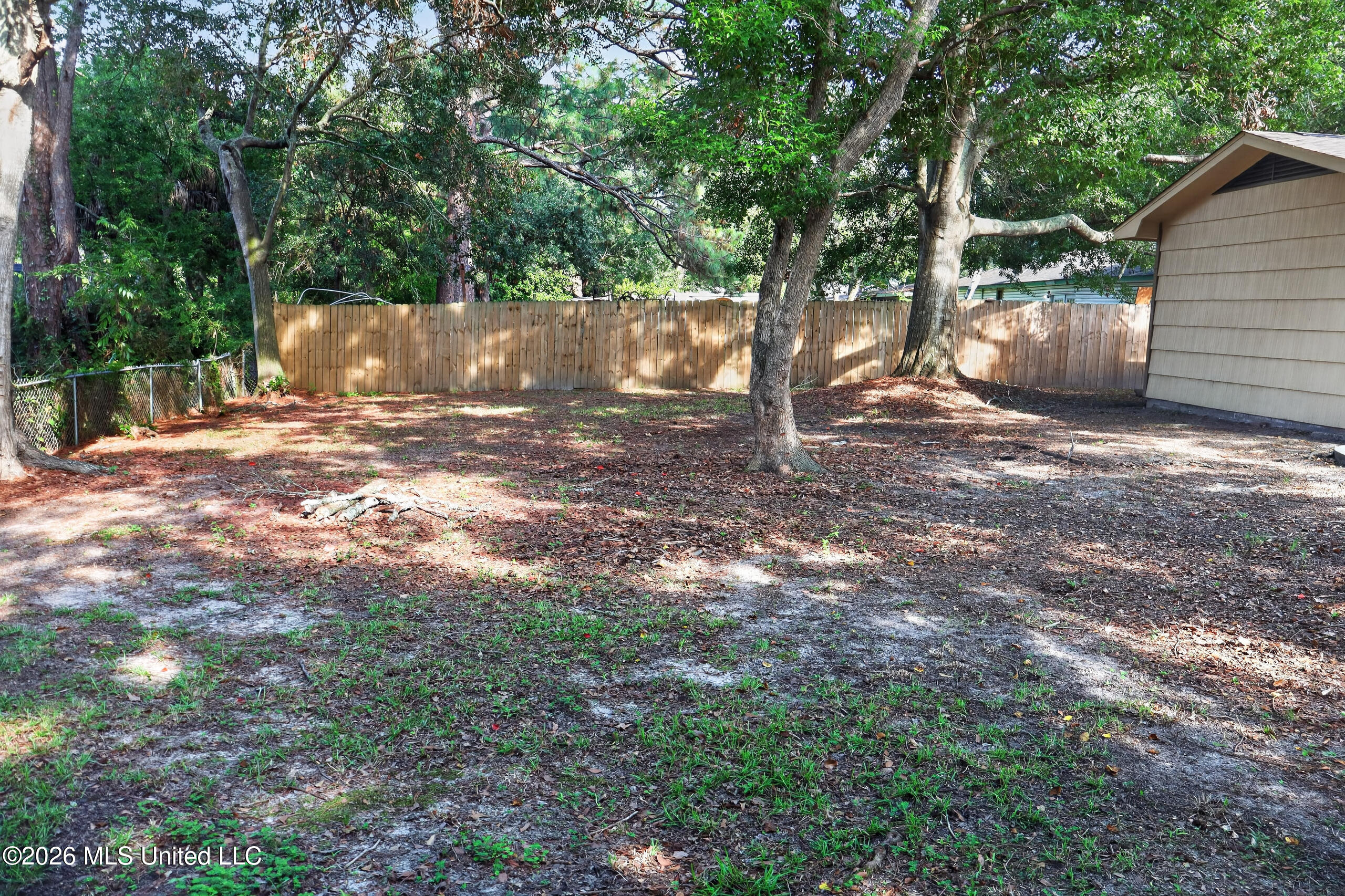 2807 Pinewood Avenue Property Photo 33