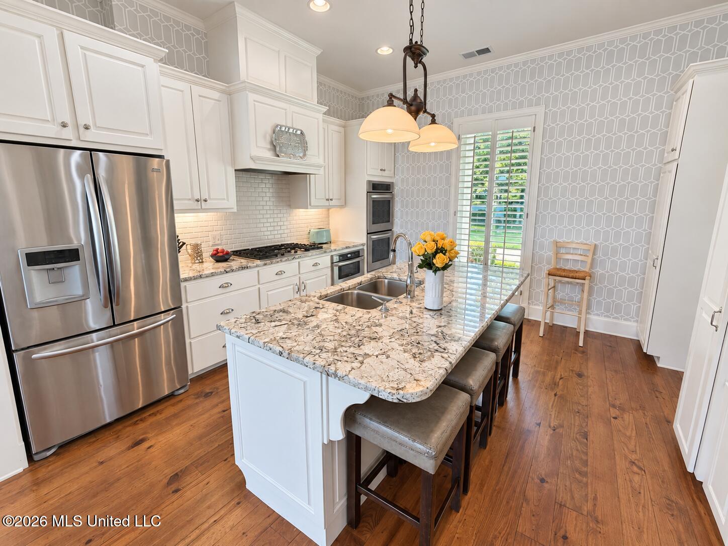 7 Neill Cove Property Photo 3