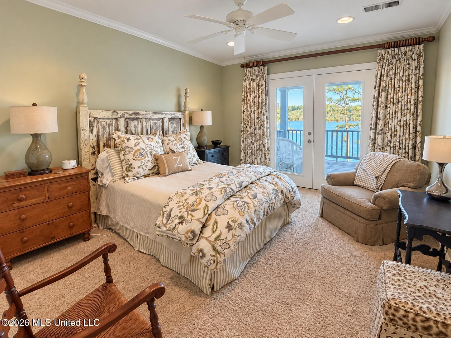 7 Neill Cove Property Photo 31