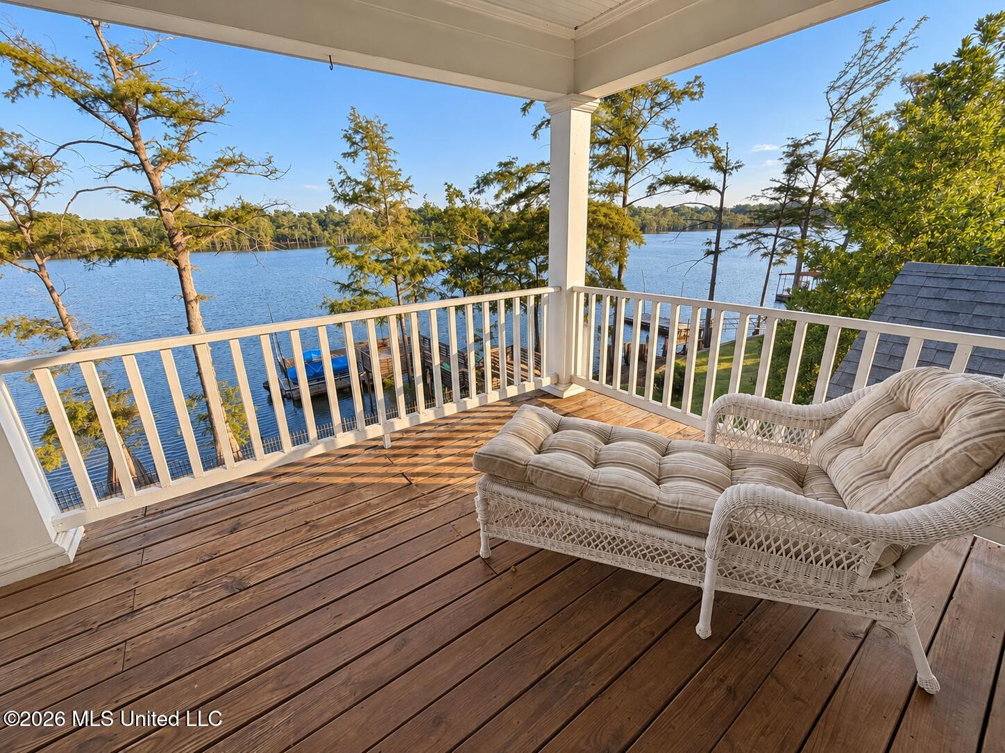 7 Neill Cove Property Photo 36