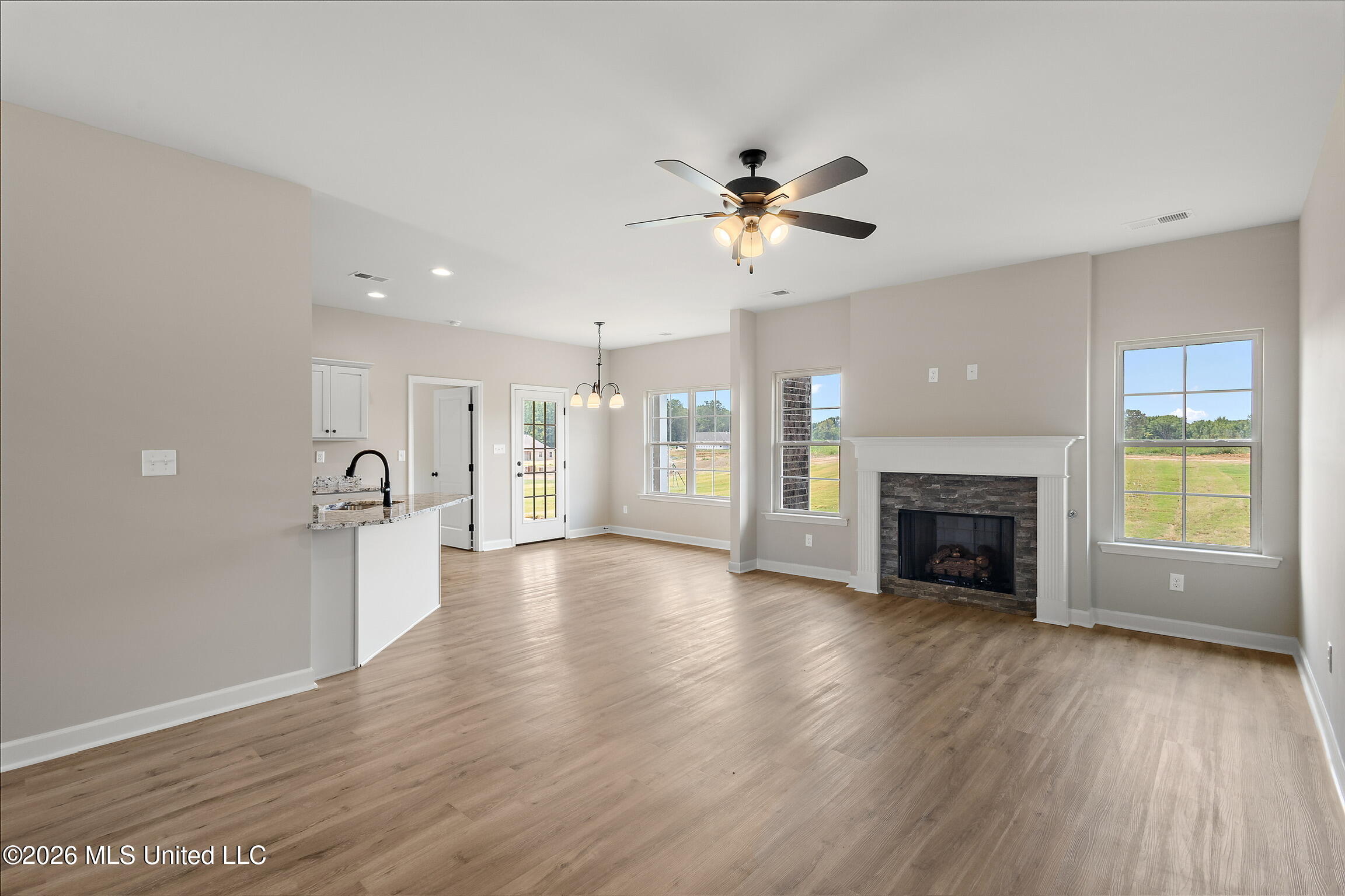 6424 River Lane Property Photo 5