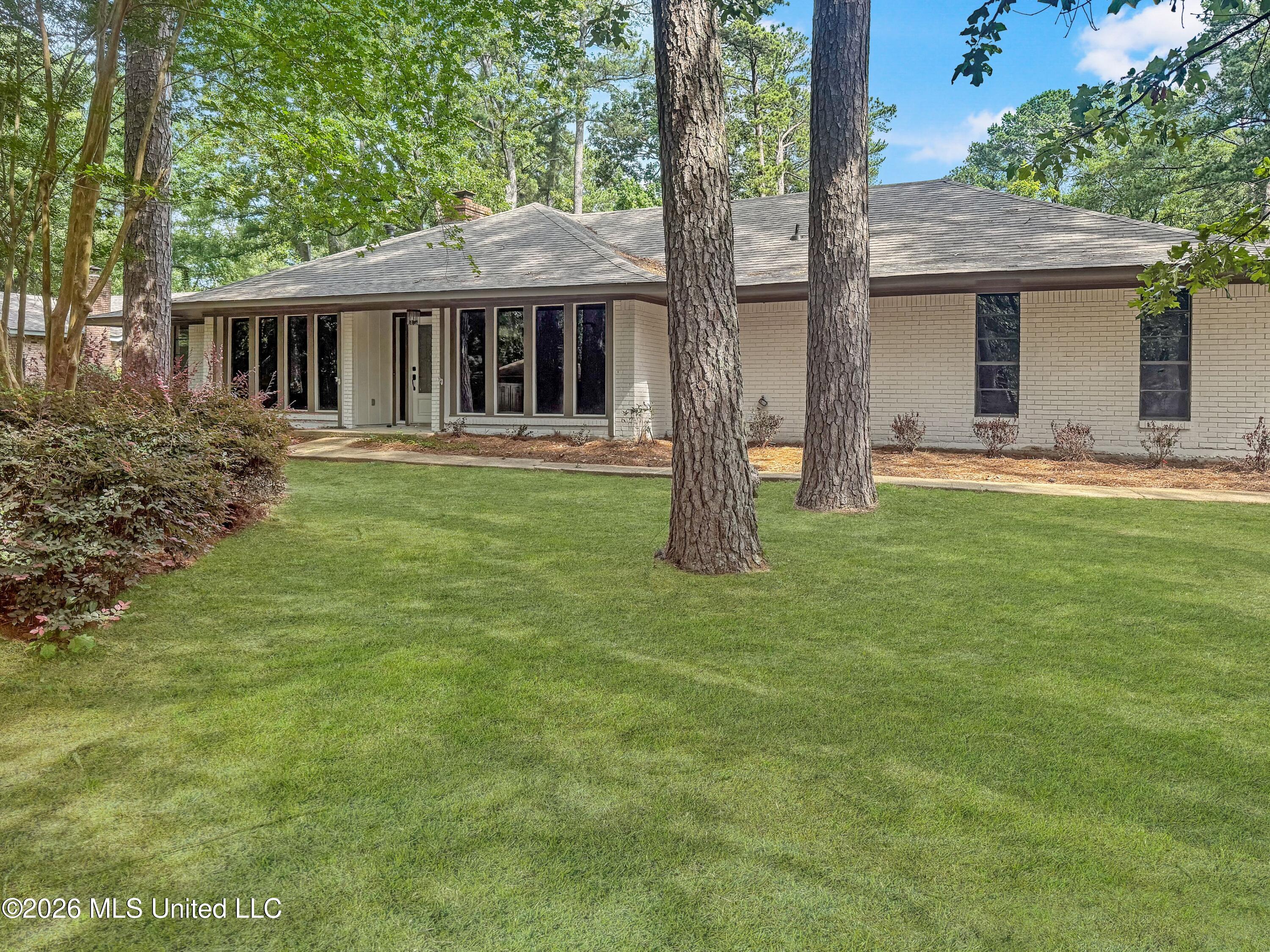 109 Park Lane Property Photo 1