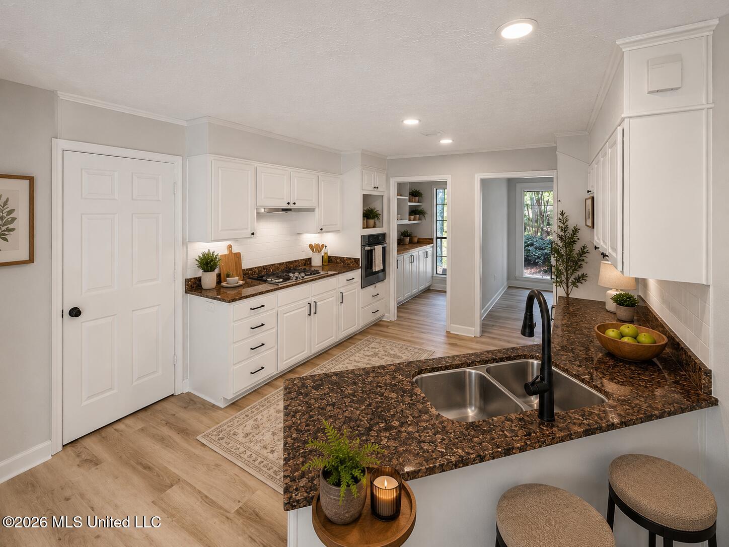 109 Park Lane Property Photo 8