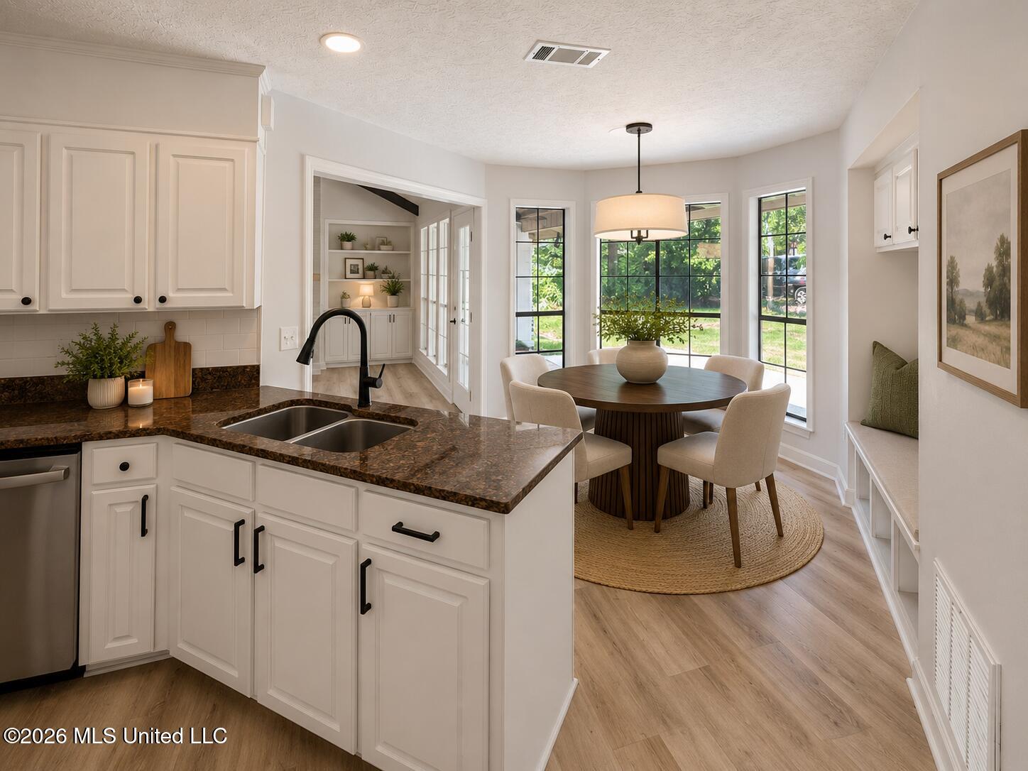 109 Park Lane Property Photo 9