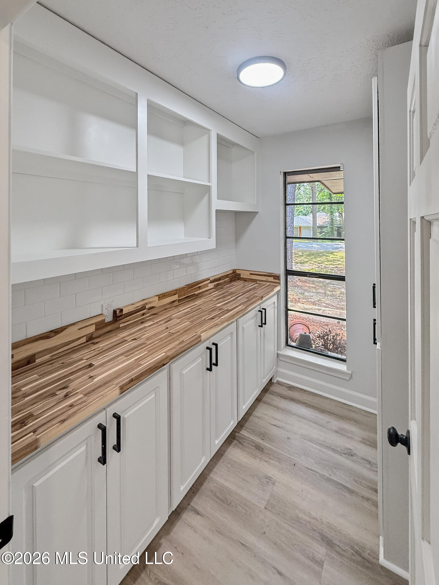 109 Park Lane Property Photo 12