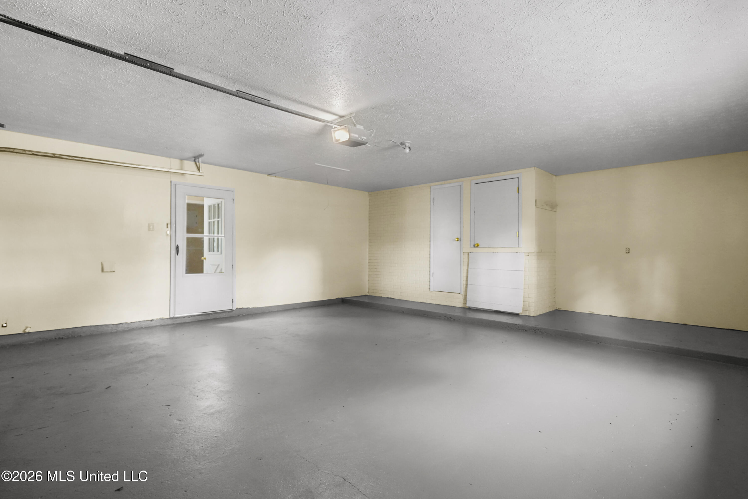 130 Western Hills Drive Property Photo 24