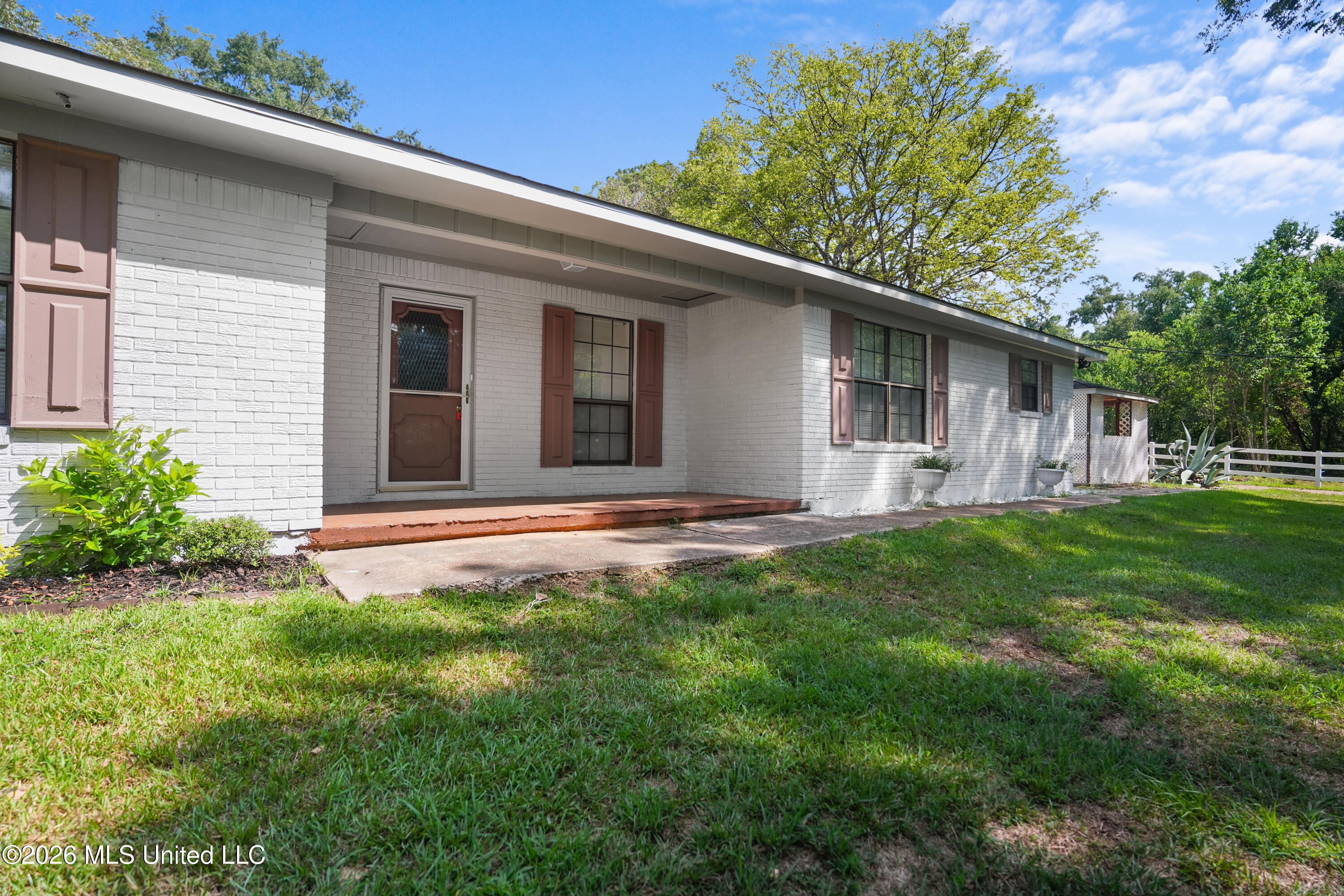 130 Western Hills Drive Property Photo 25