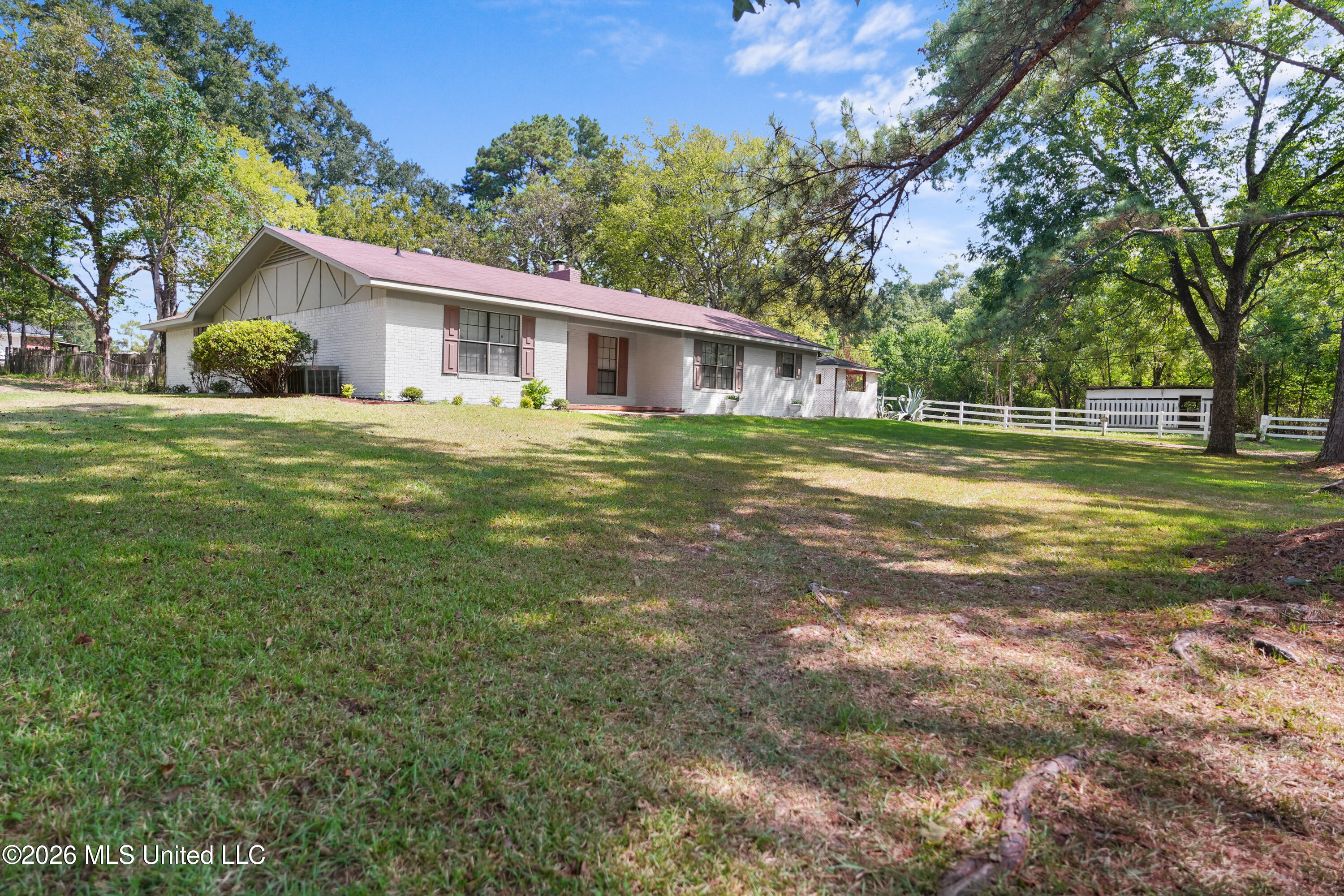 130 Western Hills Drive Property Photo 26