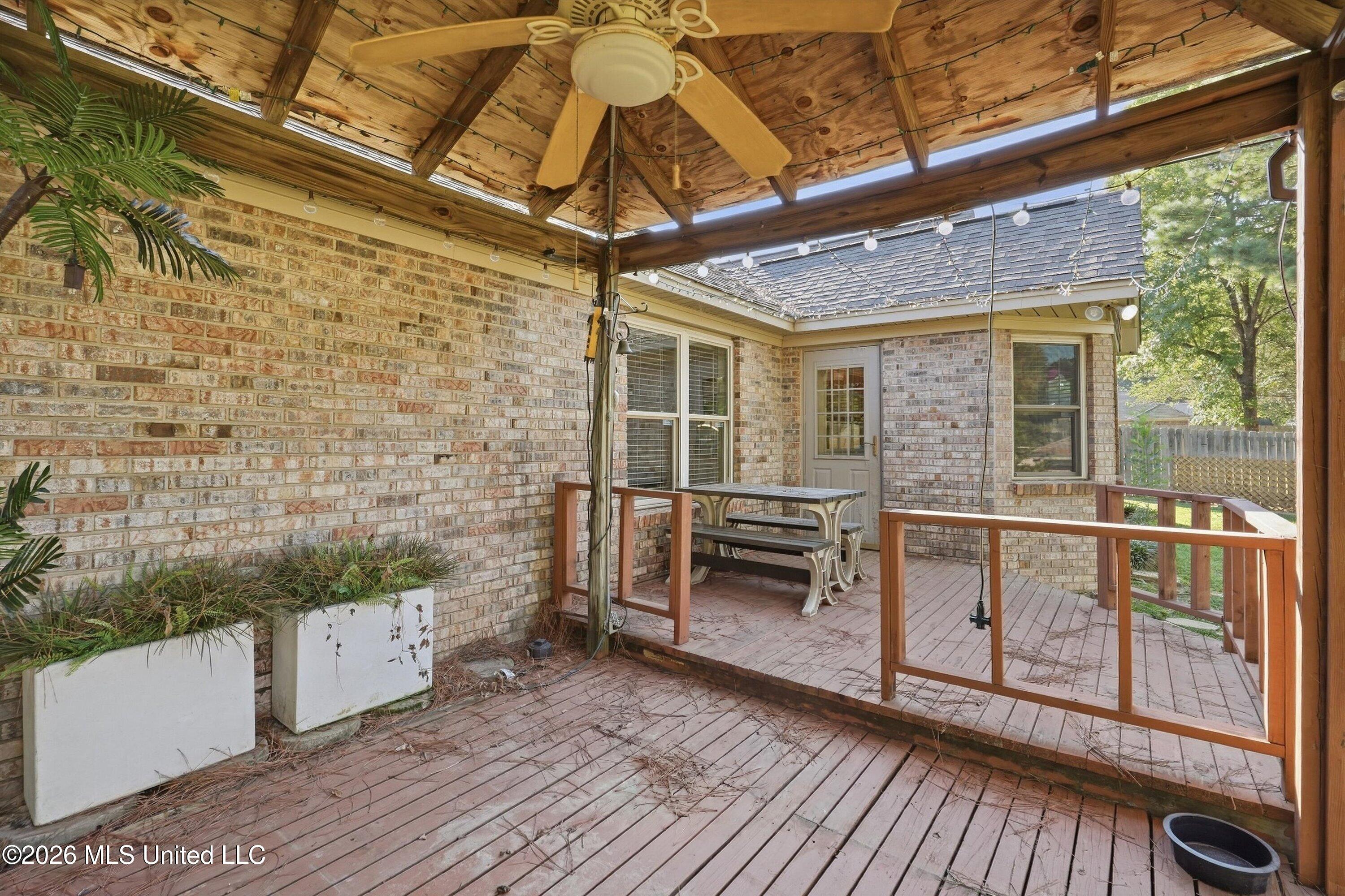 39 Sun Valley Drive Property Photo 28