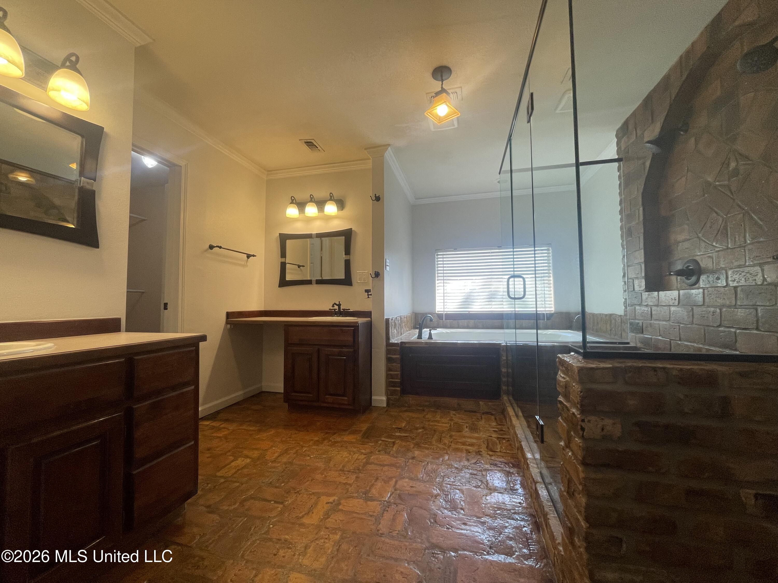 18356 Shaw Road Property Photo 12