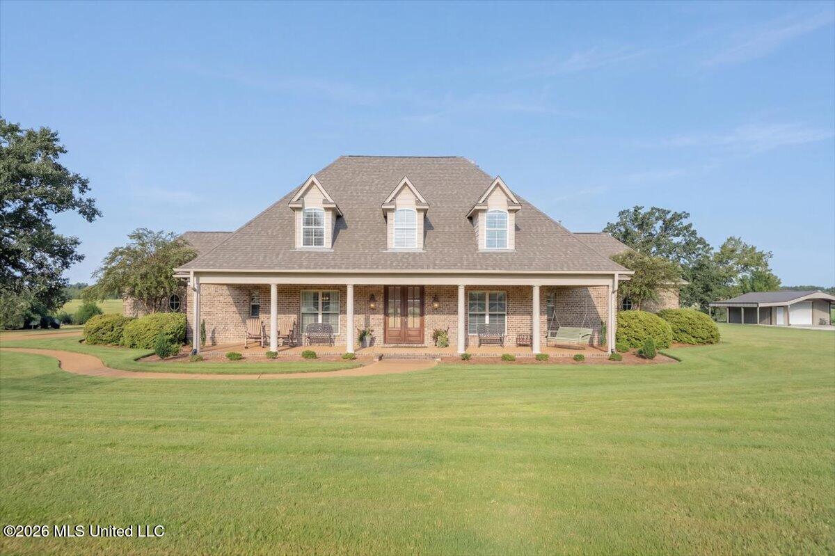 173 Winter Oaks Property Photo 2