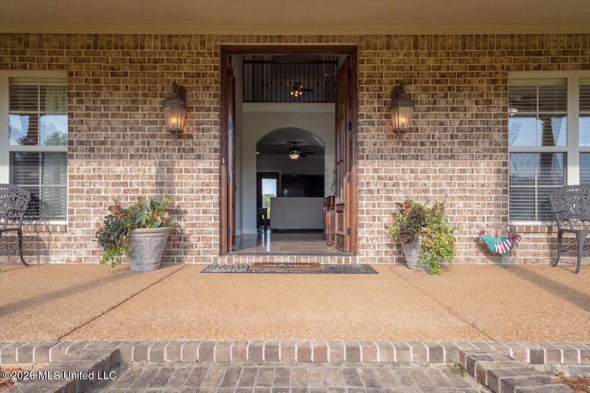 173 Winter Oaks Property Photo 5