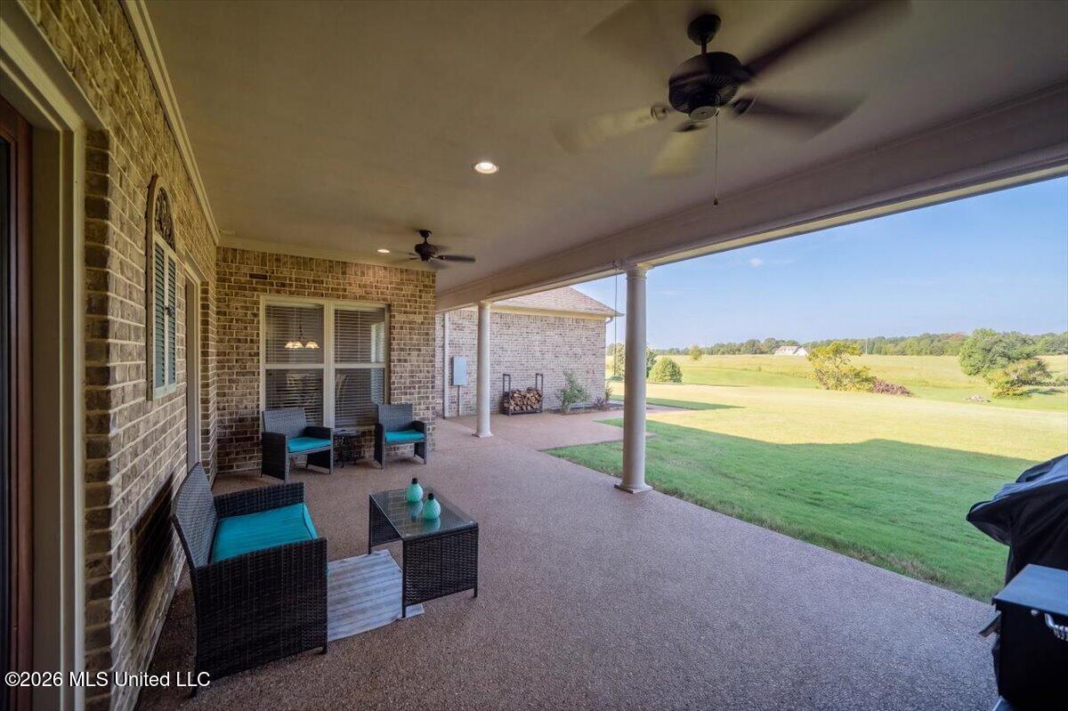 173 Winter Oaks Property Photo 35
