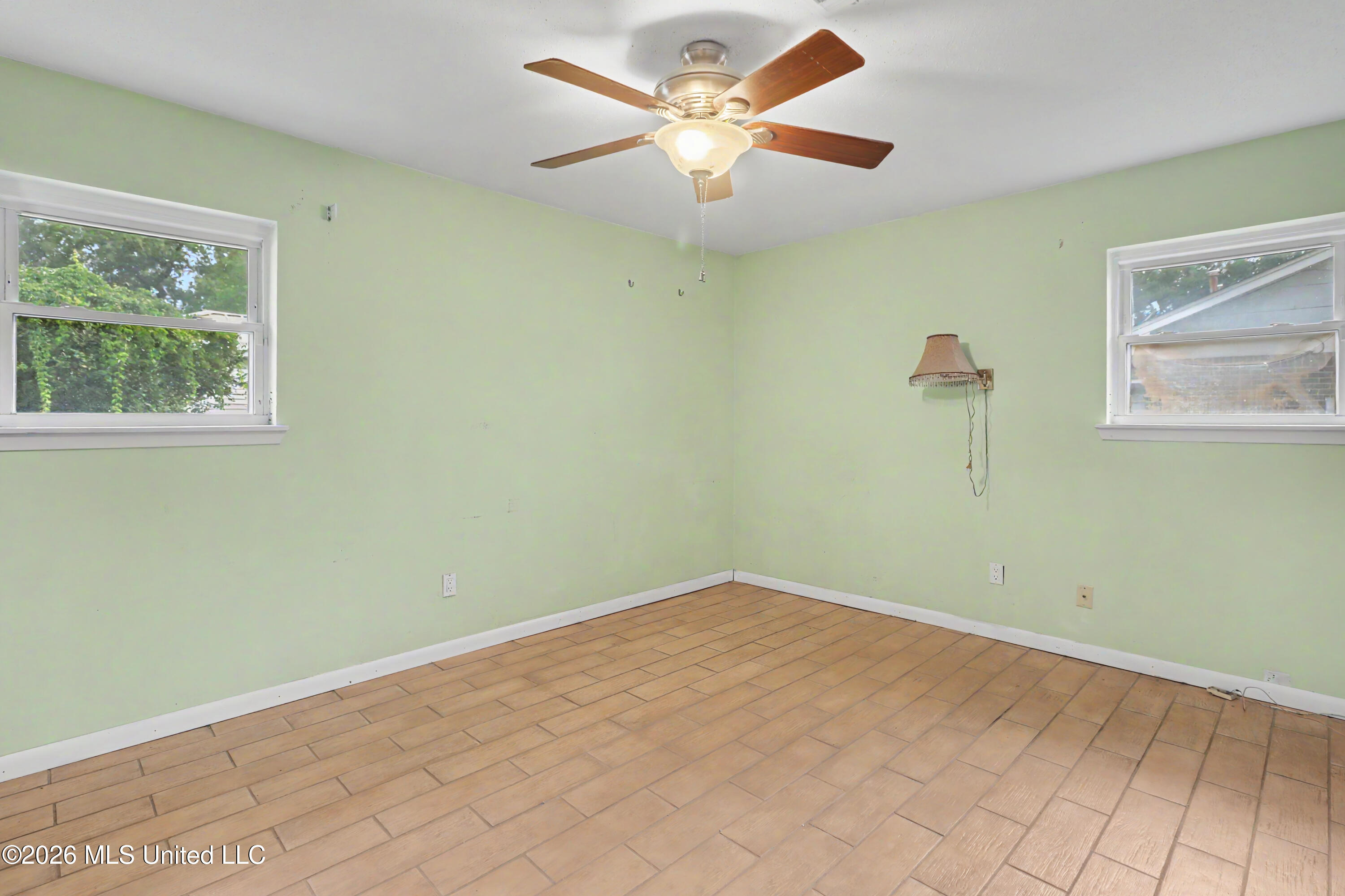 2176 Atkinson Road Property Photo 19