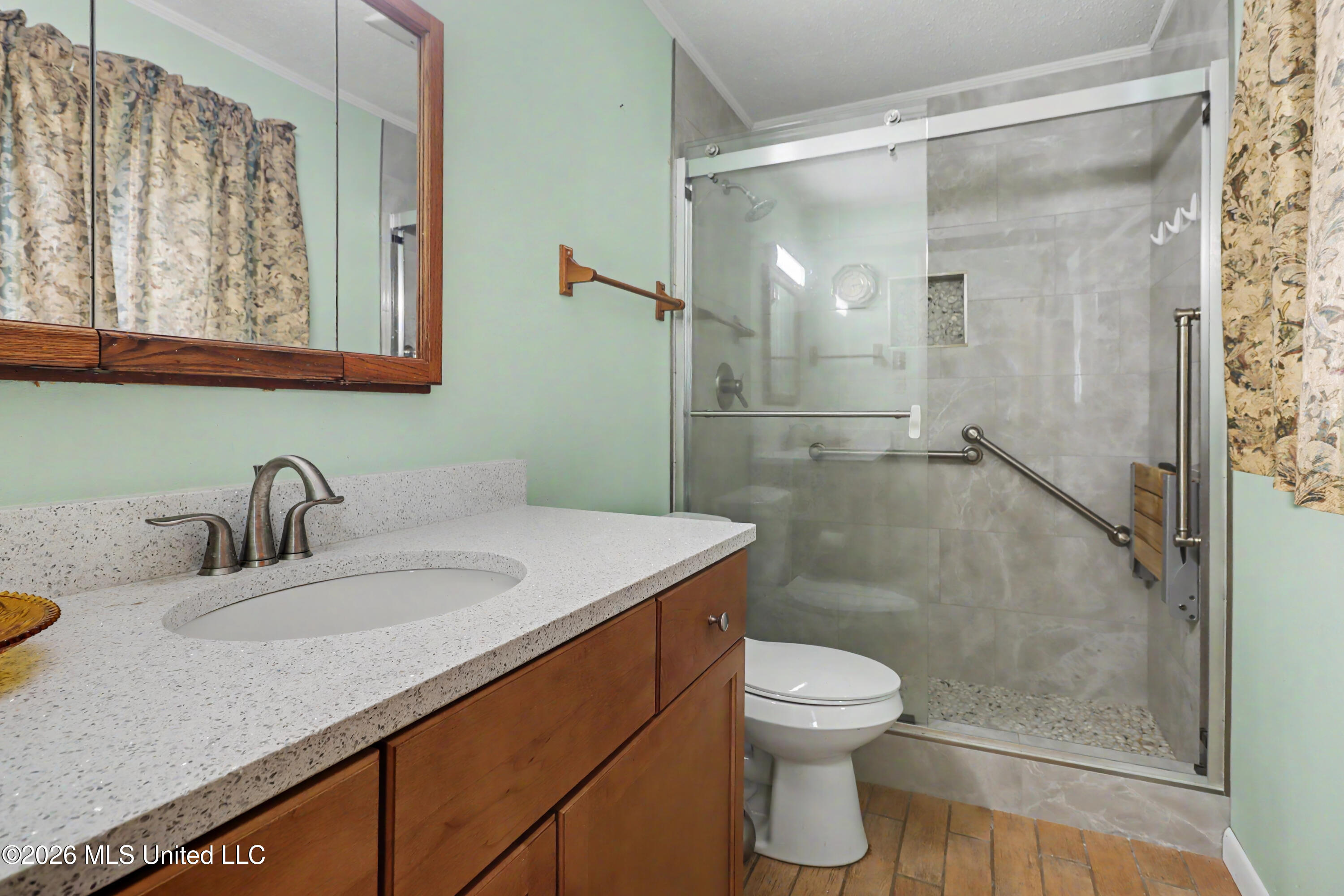 2176 Atkinson Road Property Photo 22