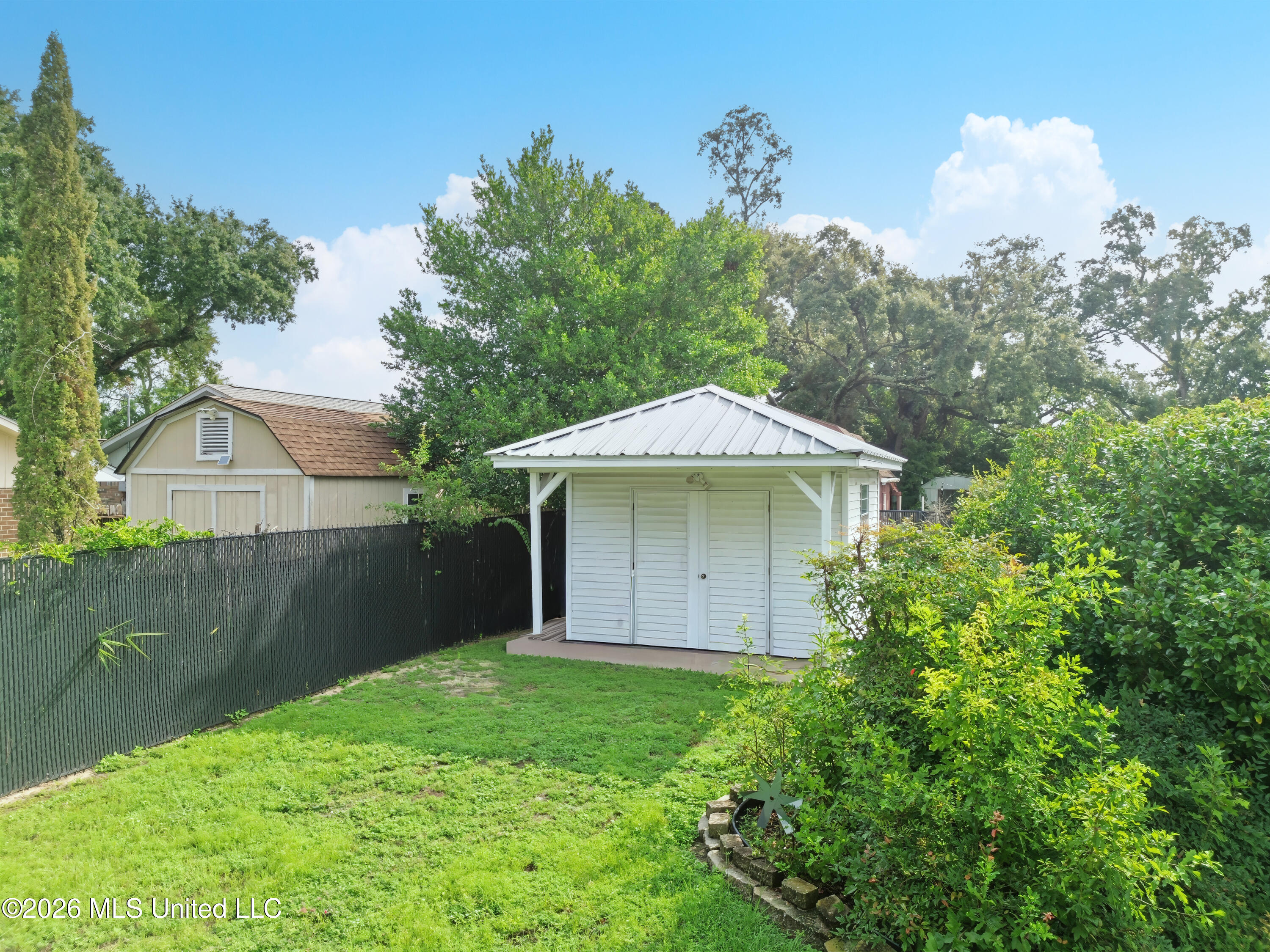 2176 Atkinson Road Property Photo 25