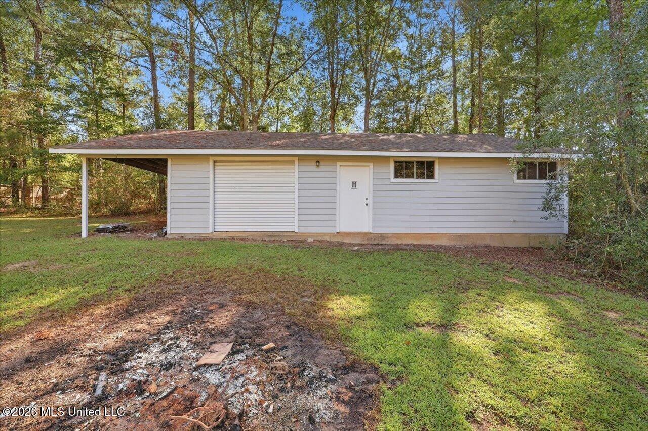 103 Johnny Rawls Road Property Photo 5