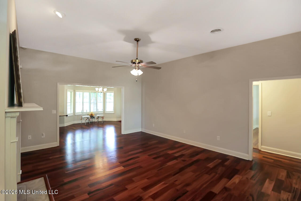 14 Parkview Road Property Photo 5