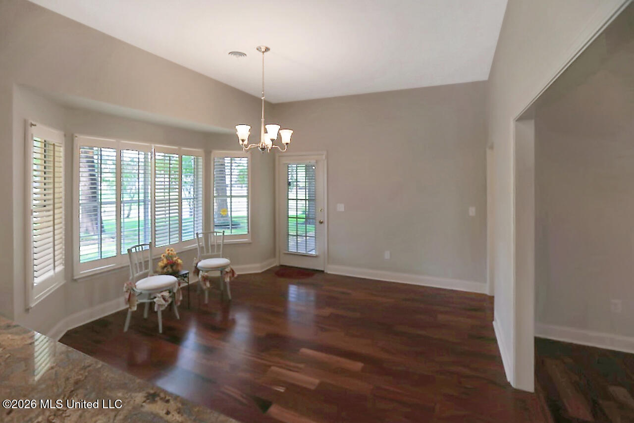 14 Parkview Road Property Photo 14