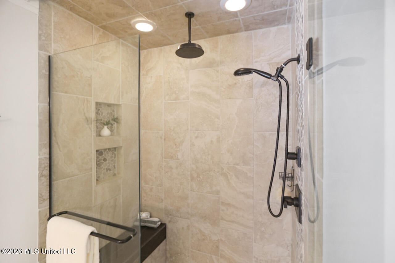 14 Parkview Road Property Photo 21