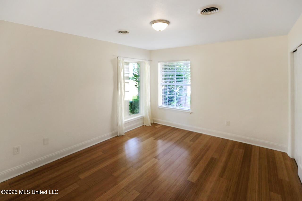 14 Parkview Road Property Photo 22