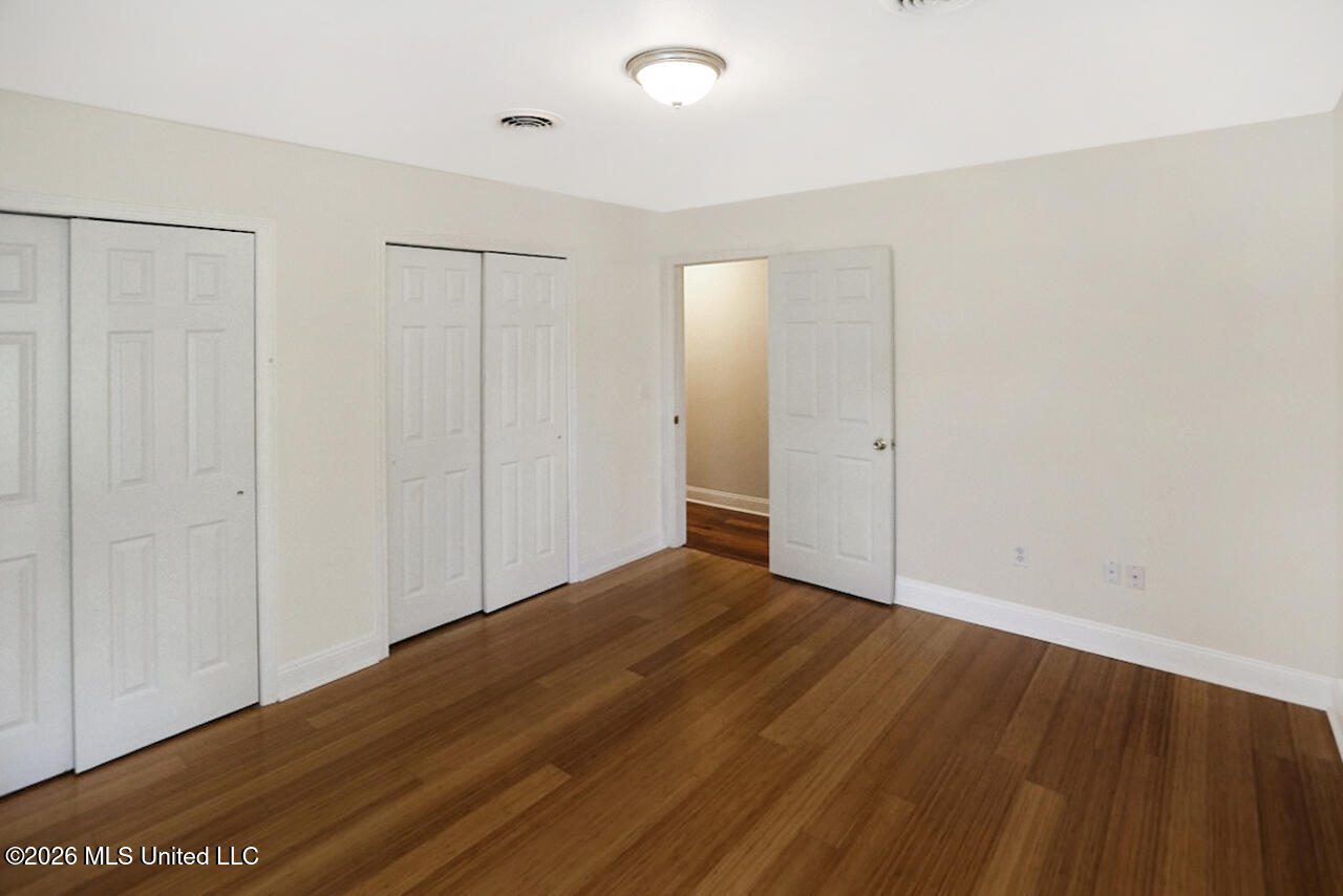 14 Parkview Road Property Photo 23