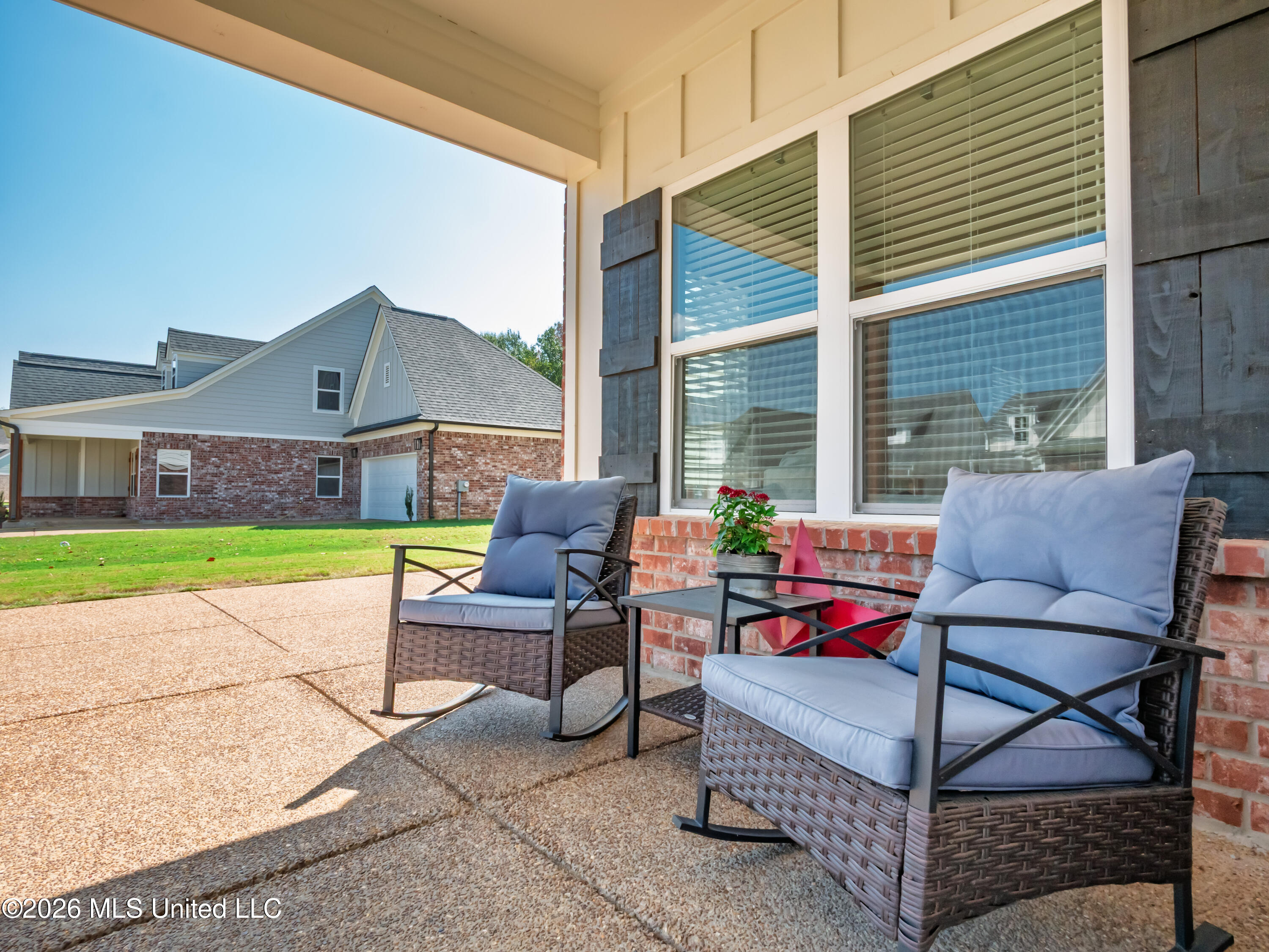 6099 Hickory Point Drive Property Photo 11