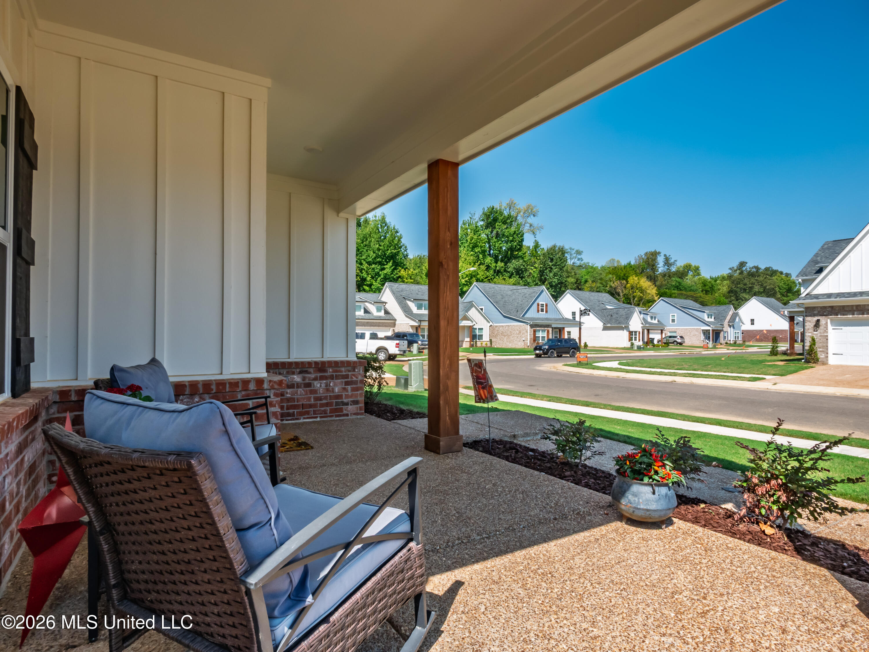 6099 Hickory Point Drive Property Photo 12