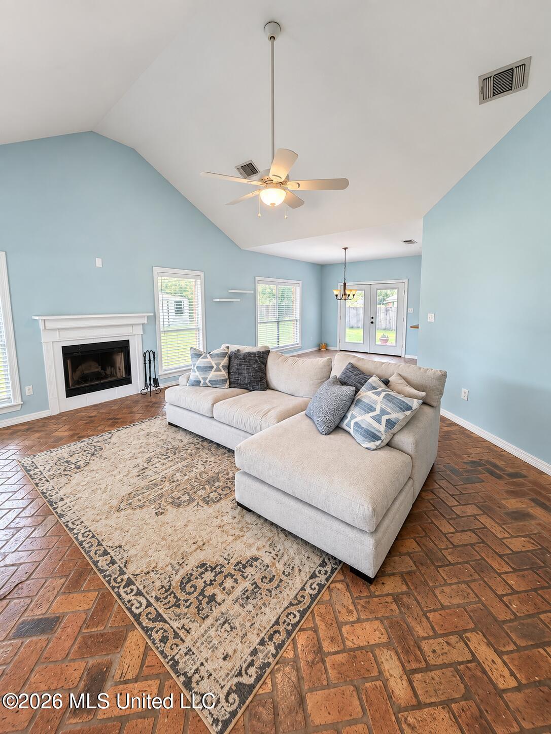 18243 Village Drive Property Photo 4