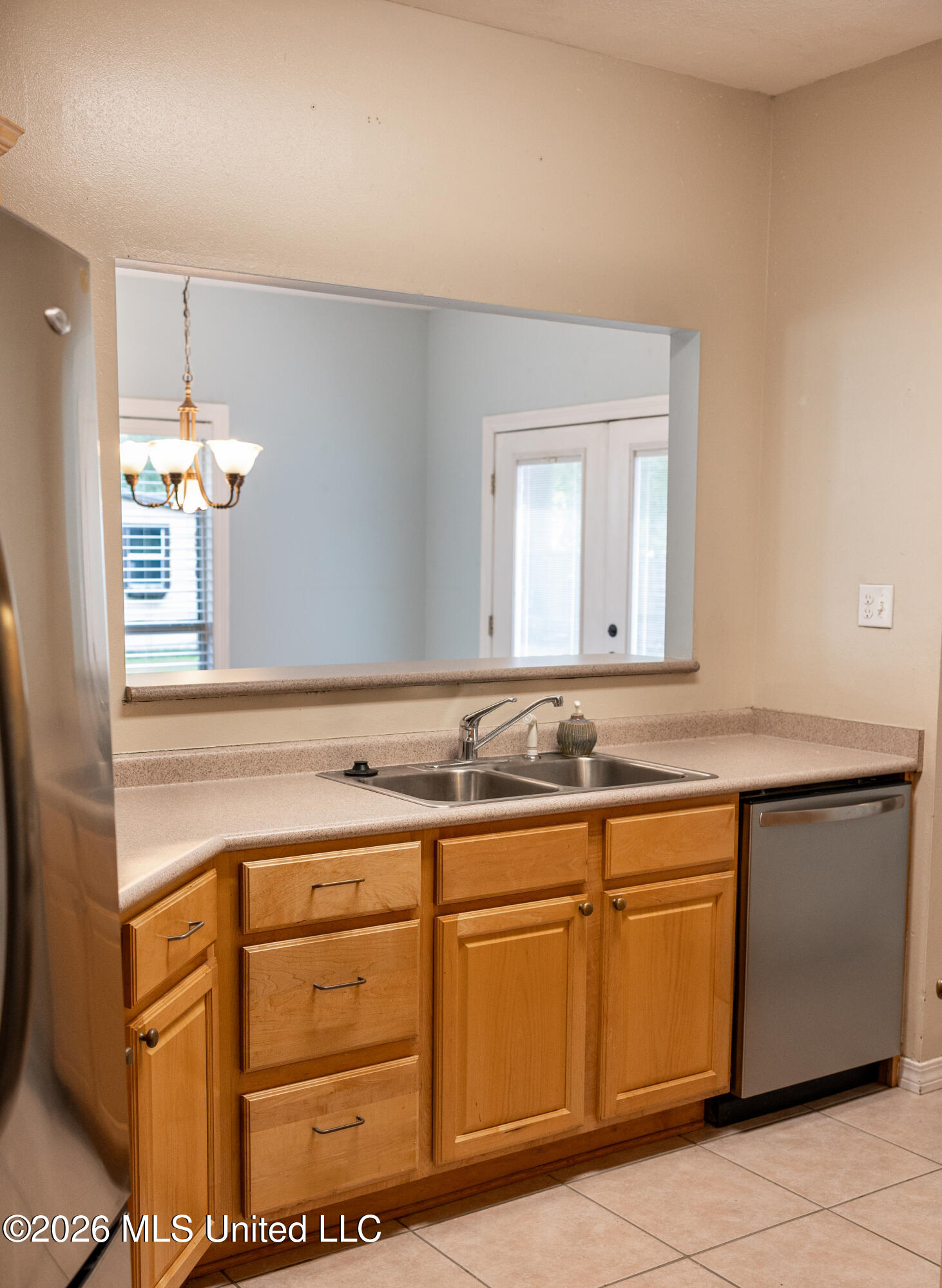 18243 Village Drive Property Photo 7