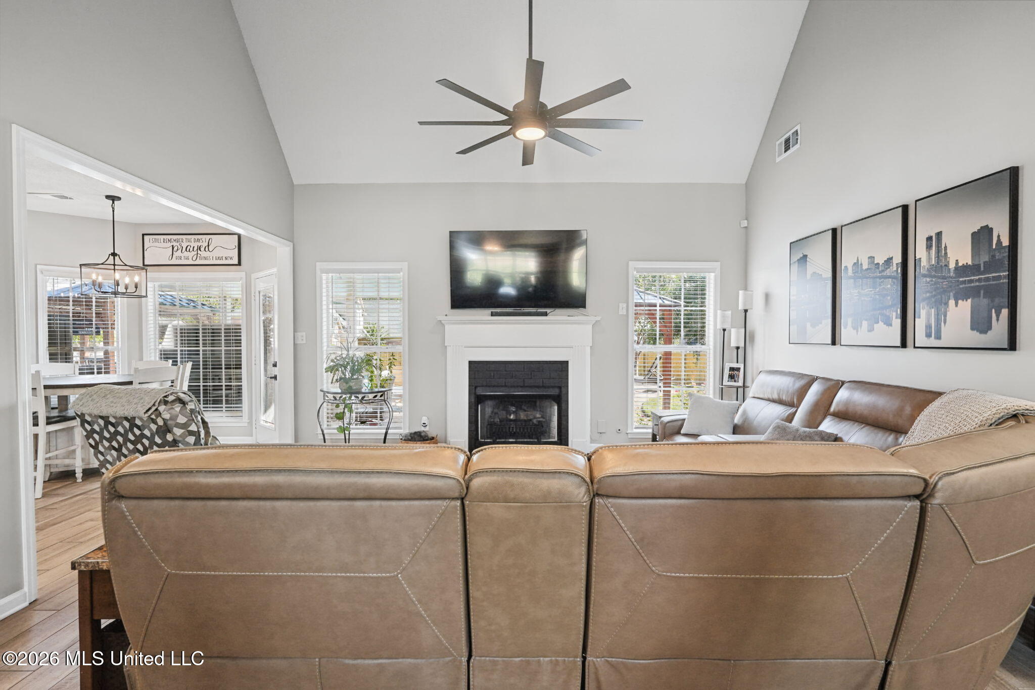 3357 Shadow Moss Cove Property Photo 8