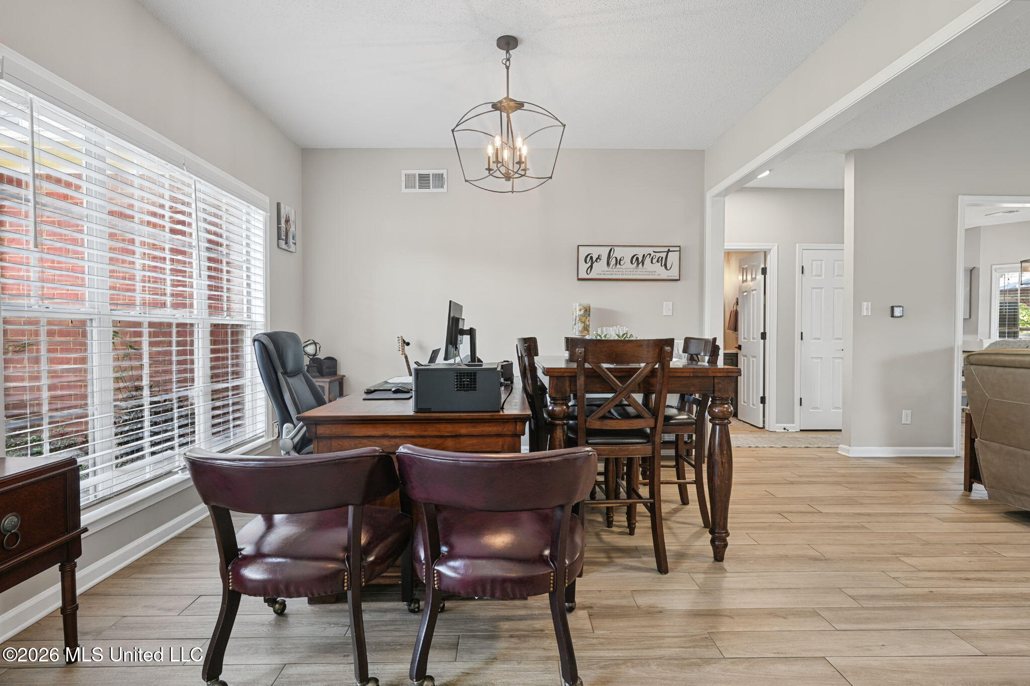 3357 Shadow Moss Cove Property Photo 11