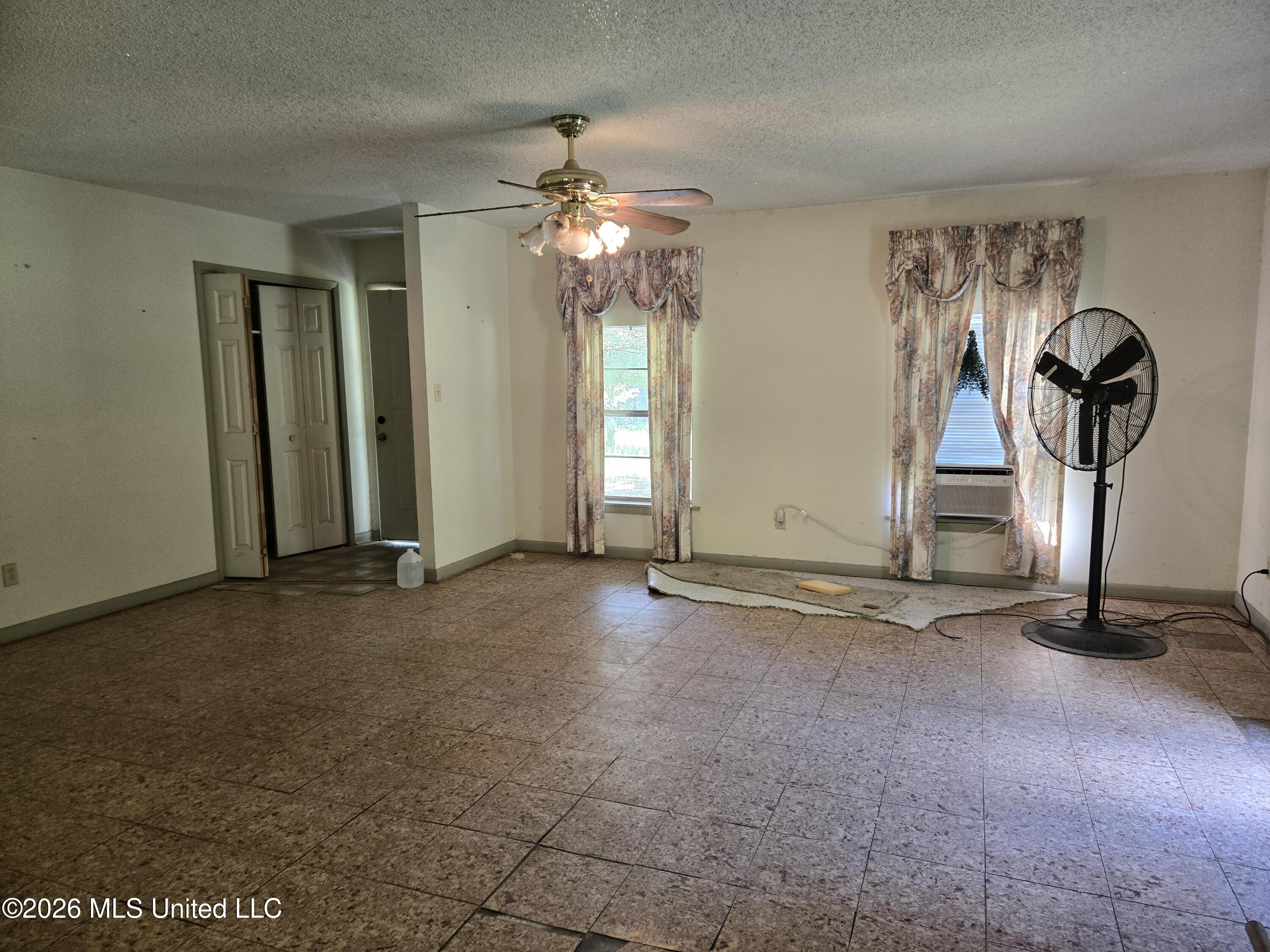 247 Lakeside Drive Property Photo 3