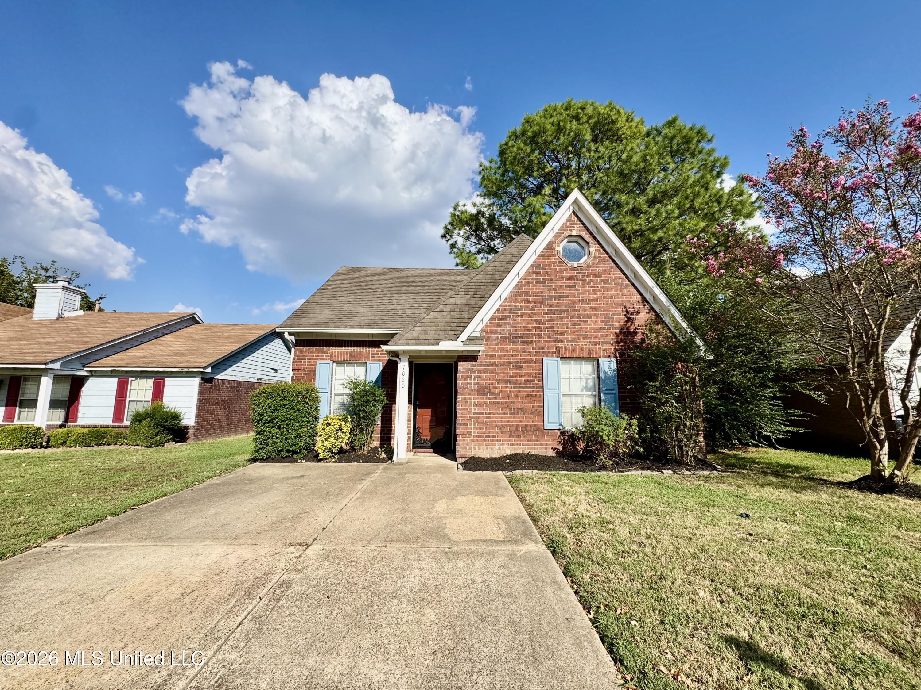 7020 Tudor Lane Property Photo 1
